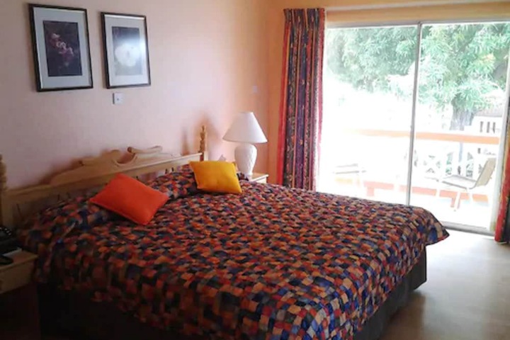 Room 14 of 75