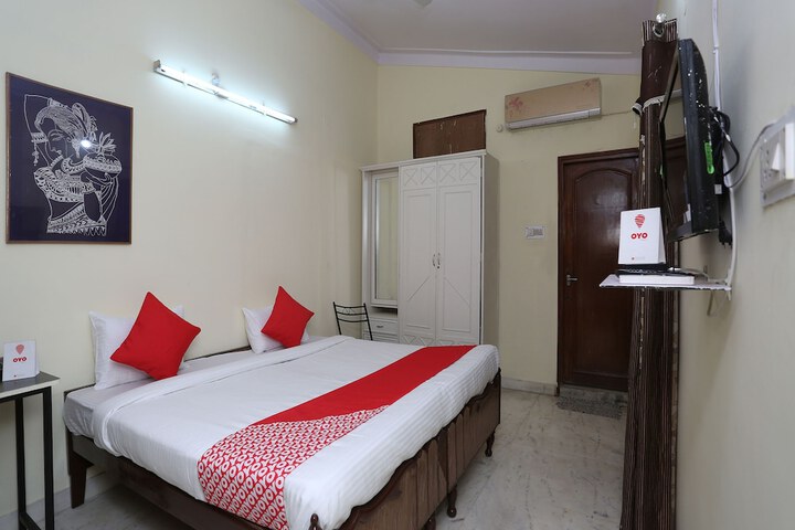 Room 16 of 23