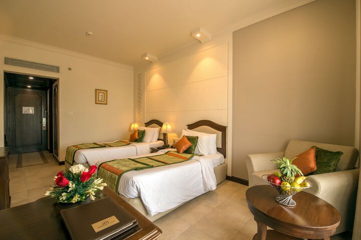 Room 5 of 52