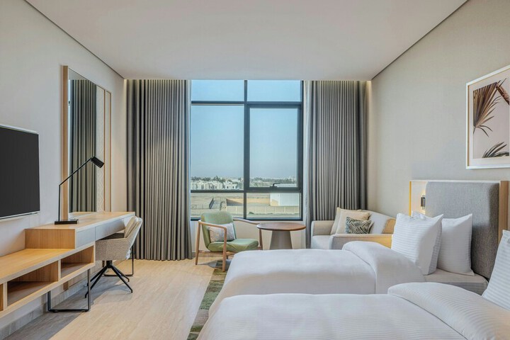 Room 16 of 42