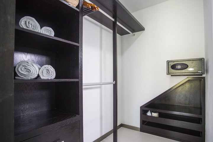 Room 12 of 95