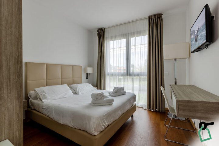 Room 26 of 63