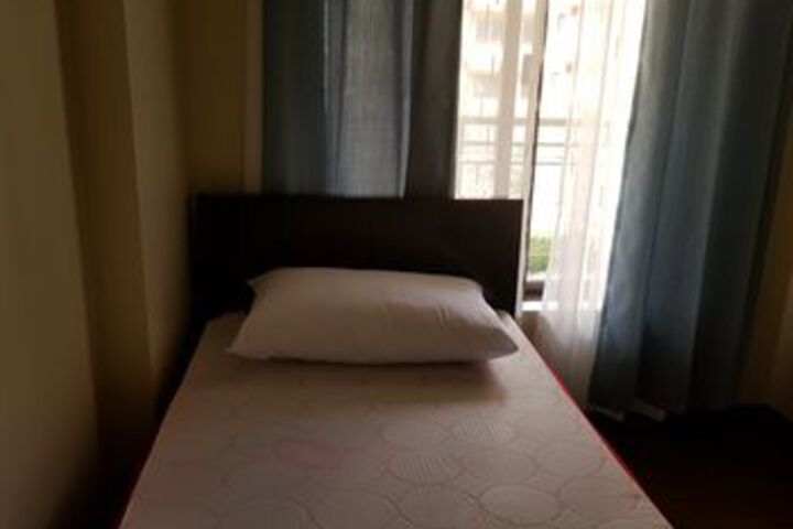 Room 11 of 41