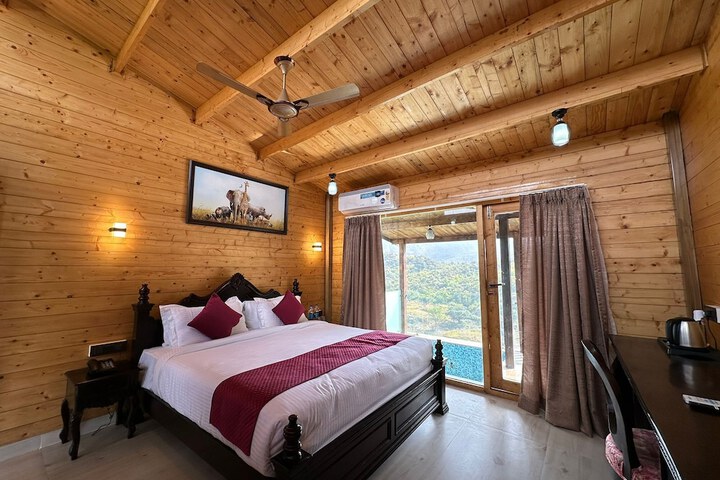 Room 14 of 50