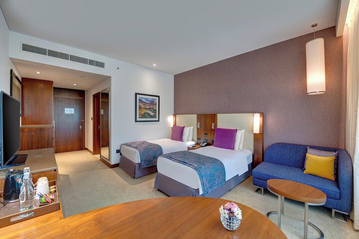 Room 14 of 117