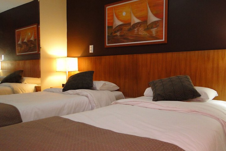 Room 9 of 53
