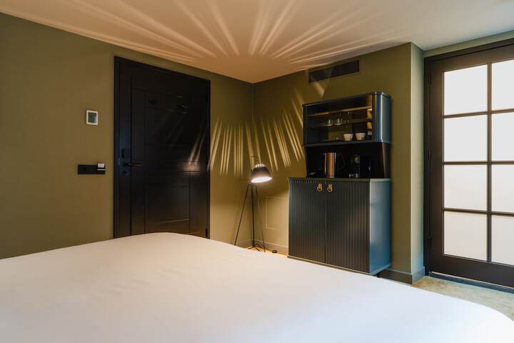 Room 43 of 264