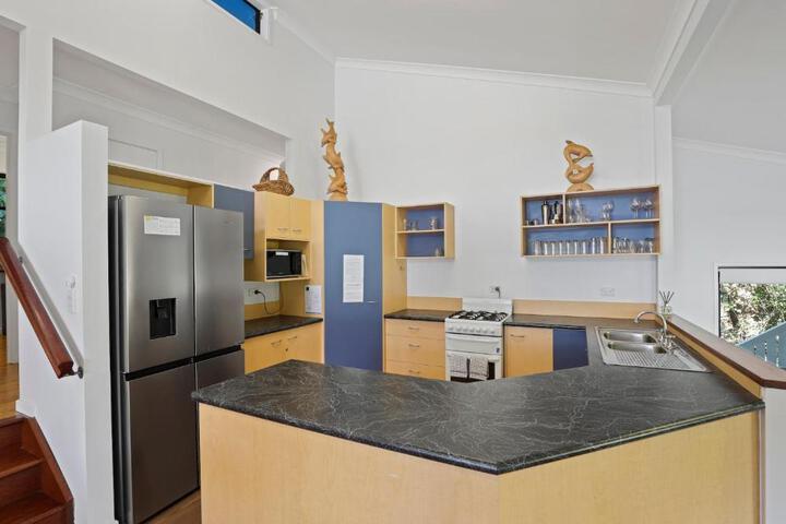 General 2 of 11