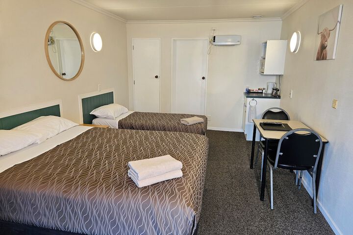 Room 40 of 63