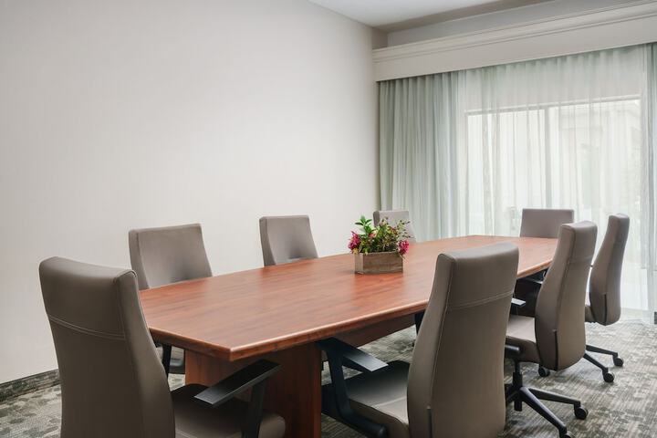 Meeting facility
