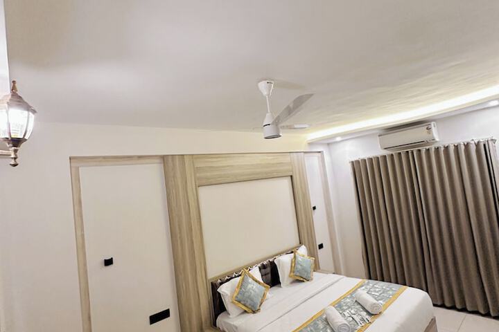 Room 18 of 58