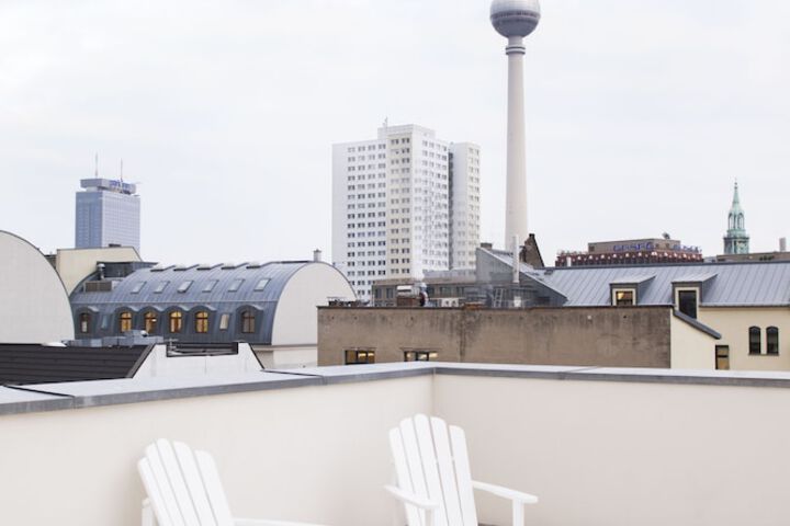 Sundeck 63 of 71