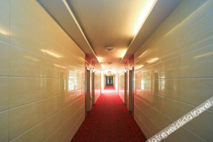 Hotel Interior 13 of 32