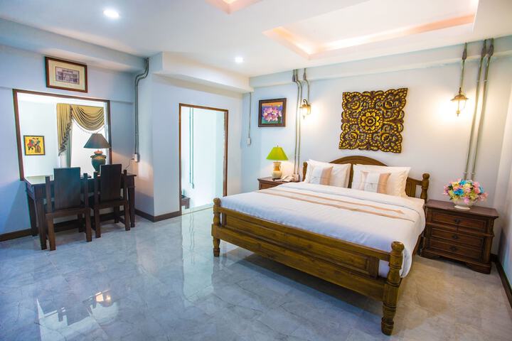 Room 29 of 73