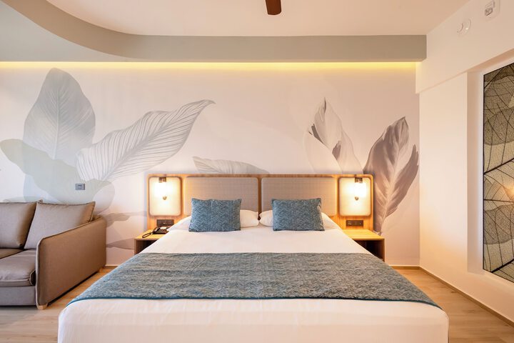 Room 36 of 223