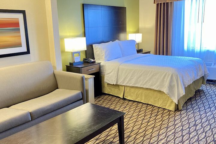 Room 29 of 65