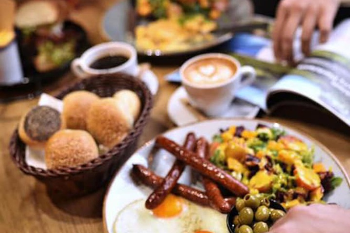 Breakfast/Coffee Service 41 of 47