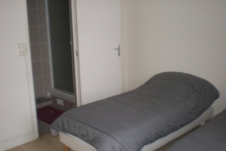Room 4 of 45