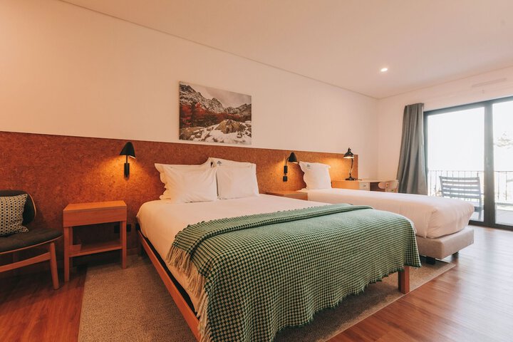 Room 42 of 181