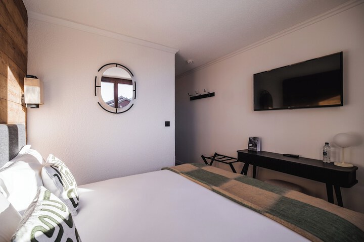 Room 34 of 149