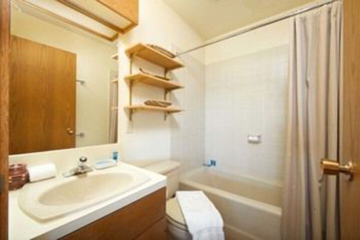 Room 30 of 41