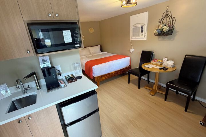 Room 54 of 153