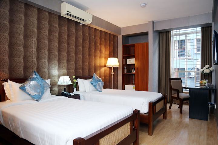 Room 15 of 31