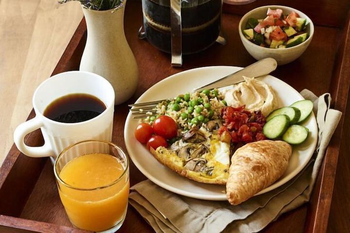 Breakfast/Coffee Service 39 of 50