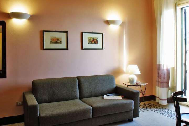 Room 26 of 68