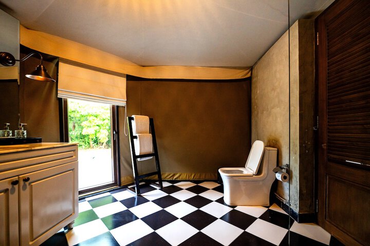 Room 19 of 43