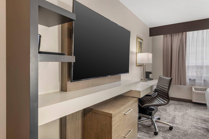 Room 18 of 39