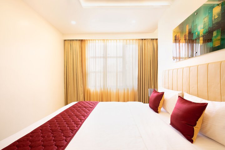 Room 10 of 21