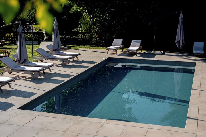 Pool 56 of 83