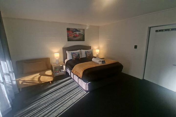 Room 36 of 103