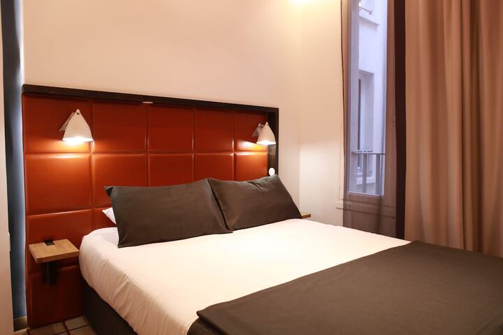 Room 10 of 56