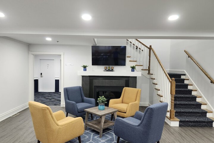 Hotel Interior 3 of 28