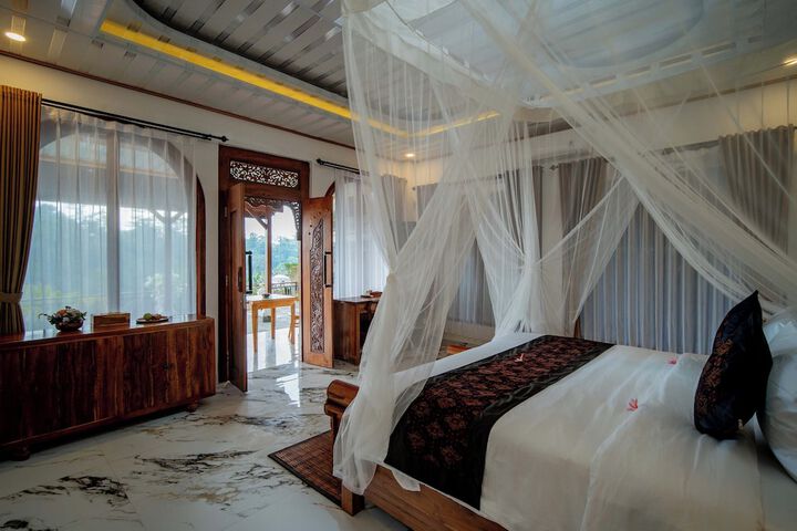 Room 21 of 89
