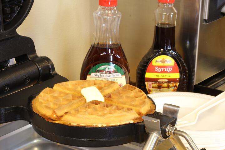 Breakfast/Coffee Service 21 of 37