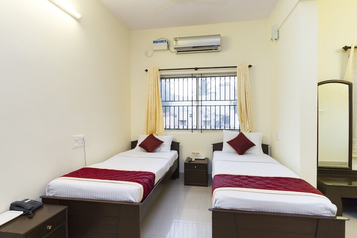 Room 13 of 22