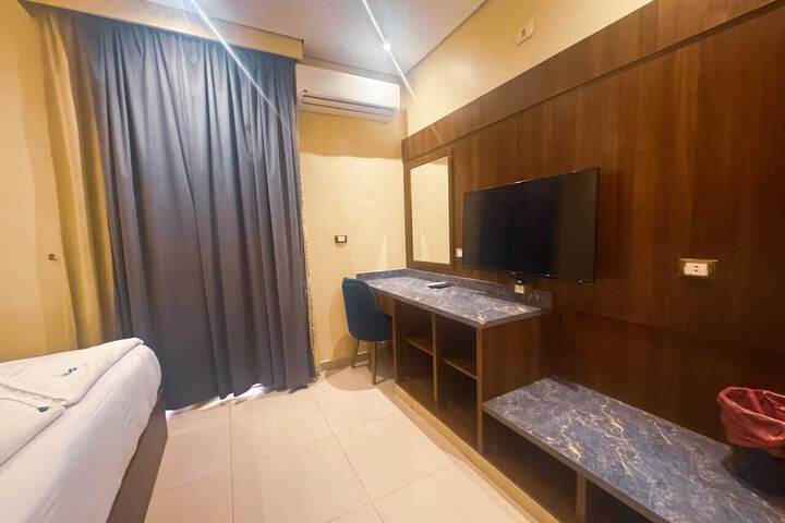 Room 67 of 110