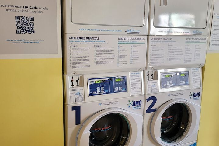 Laundry 22 of 34