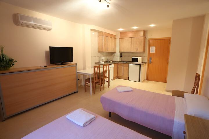 Room 17 of 44