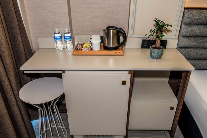 Room 21 of 51