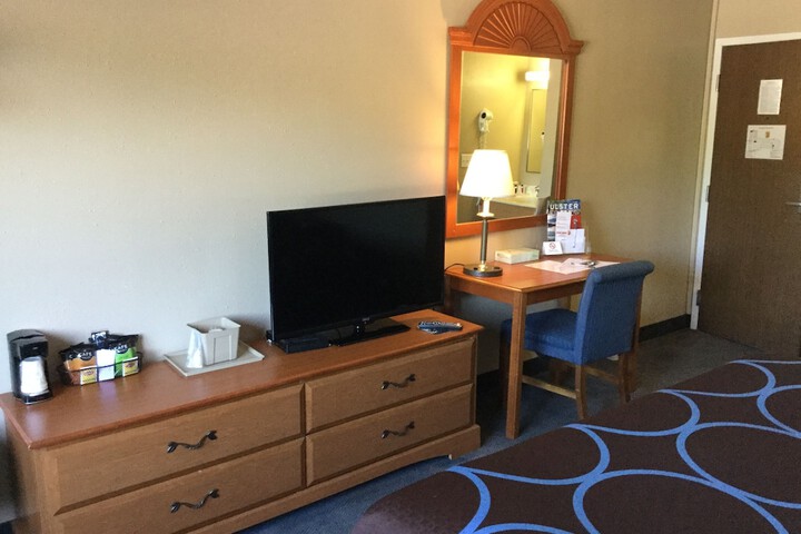 Room 20 of 26