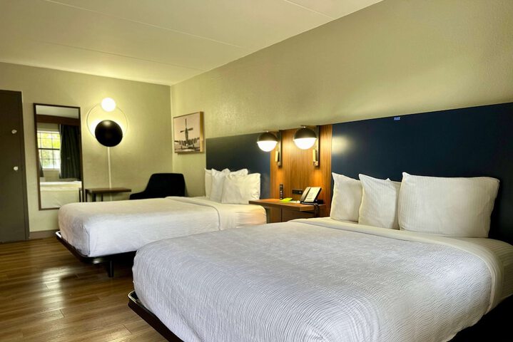 2 Queen Beds Deluxe Room (4 of 11)