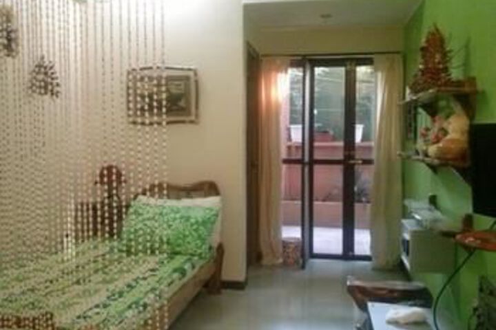 Room 8 of 30