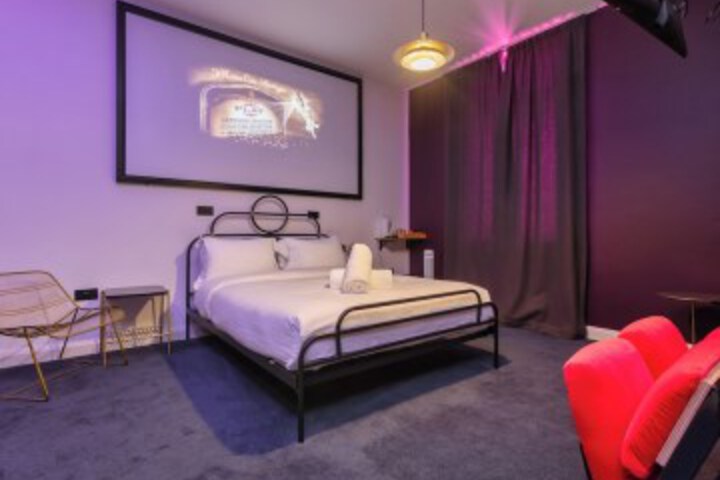 Room 45 of 109