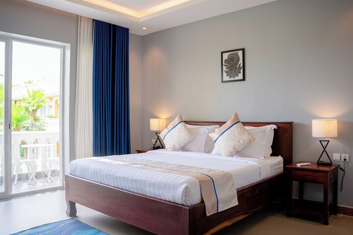 Room 44 of 63