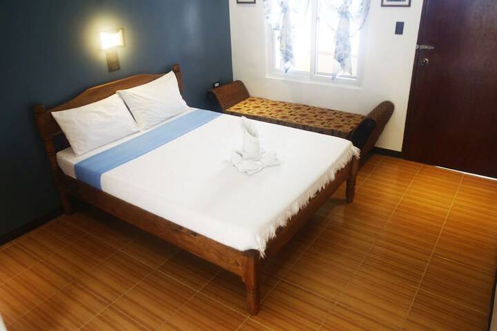 Room 14 of 71