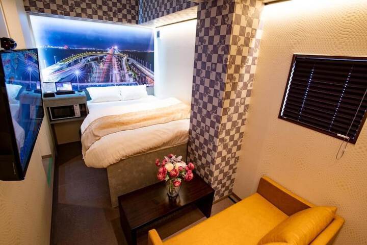 Room 3 of 26